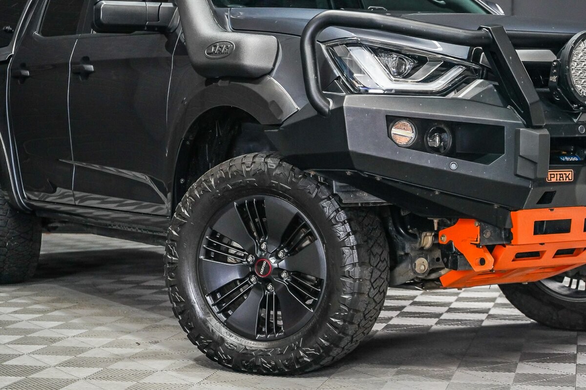 Isuzu D-max image 2