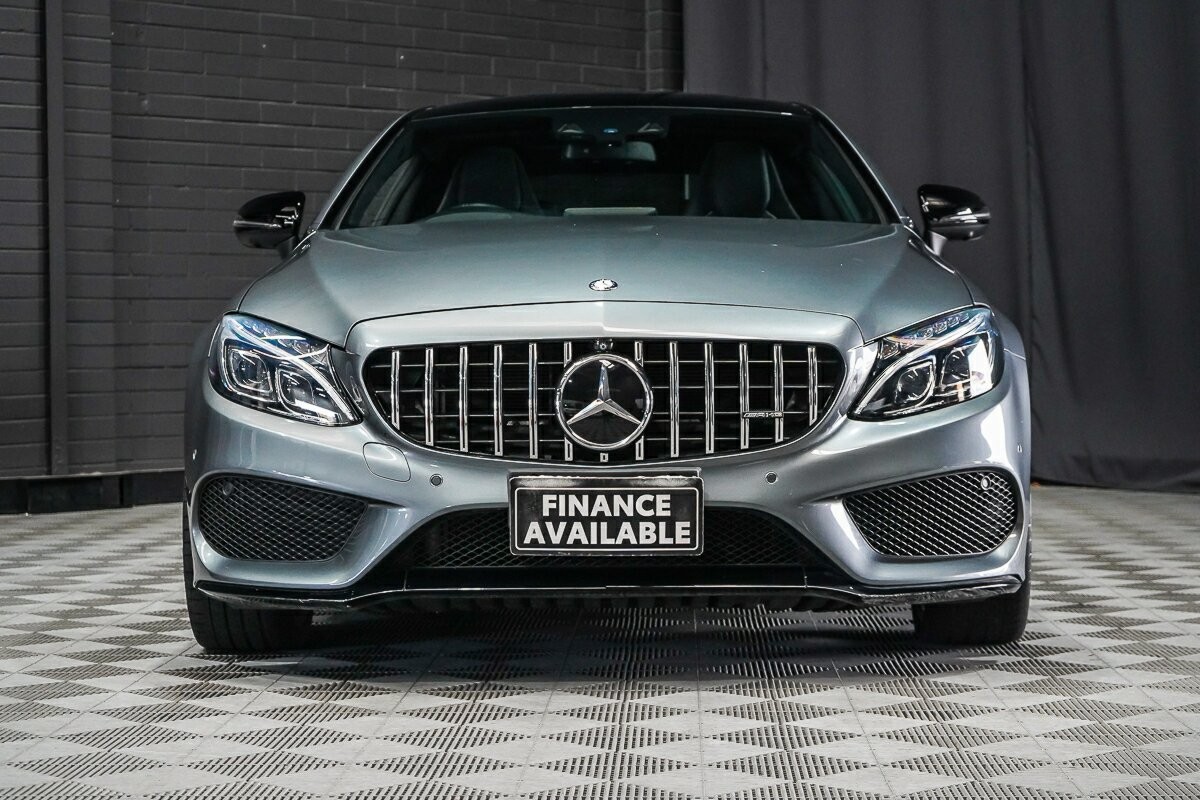 Mercedes Benz C-class image 3