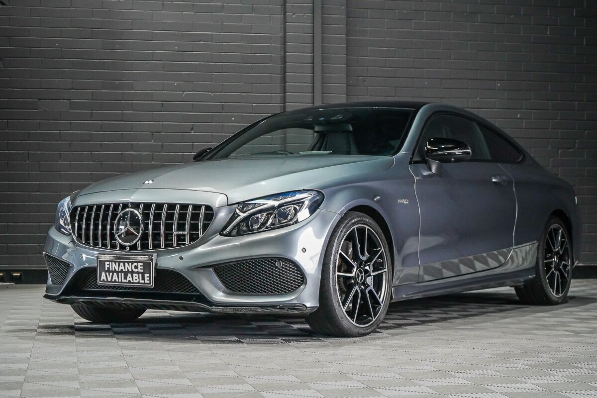 Mercedes Benz C-class image 4