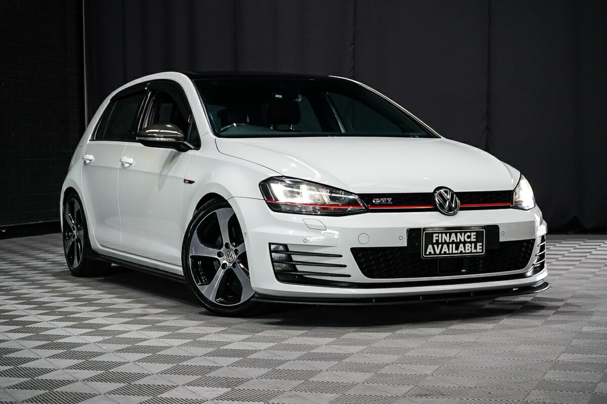 Volkswagen Golf image 1