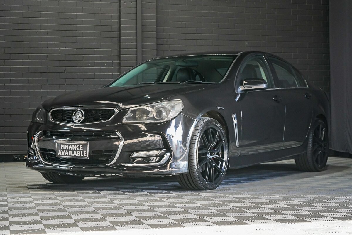 Holden Commodore image 4