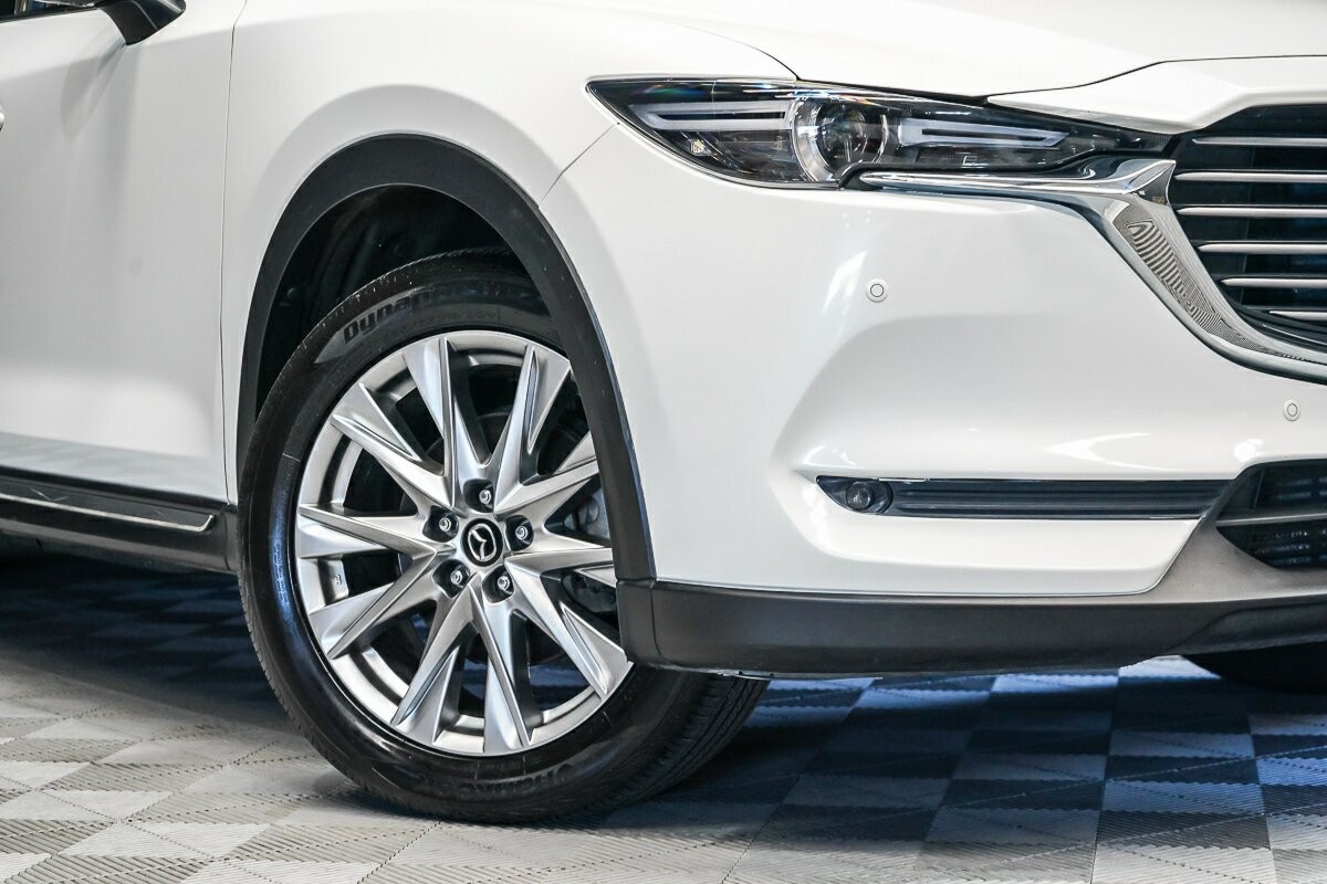 Mazda Cx-8 image 2
