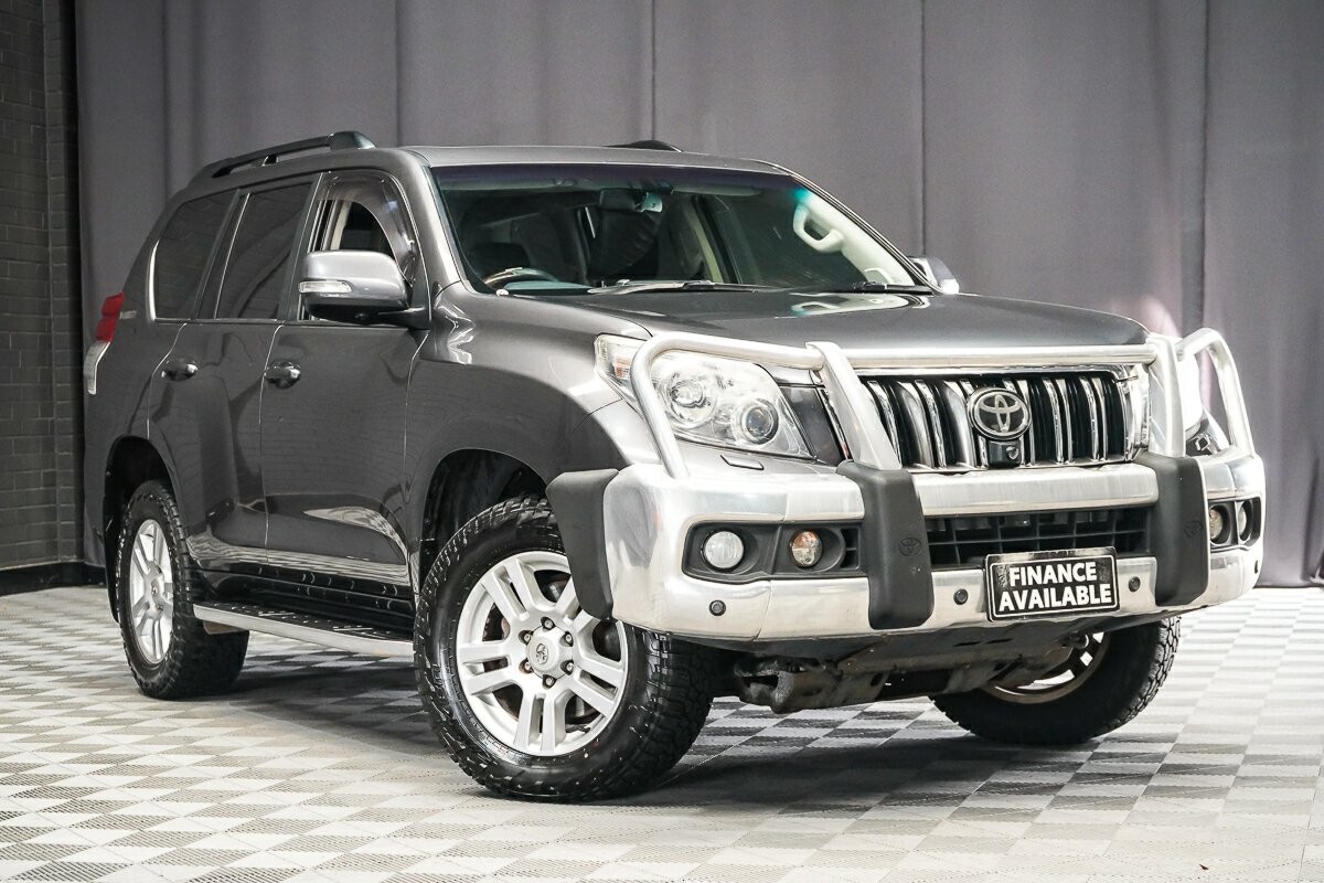 Toyota Landcruiser Prado image 1