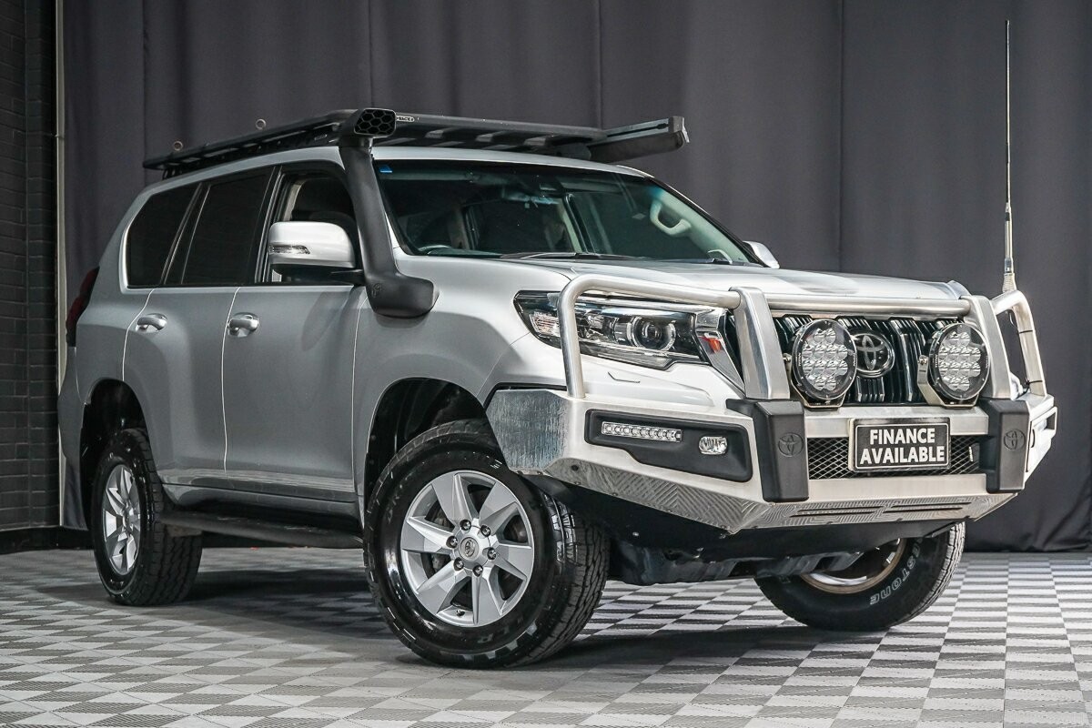 Toyota Landcruiser Prado image 1