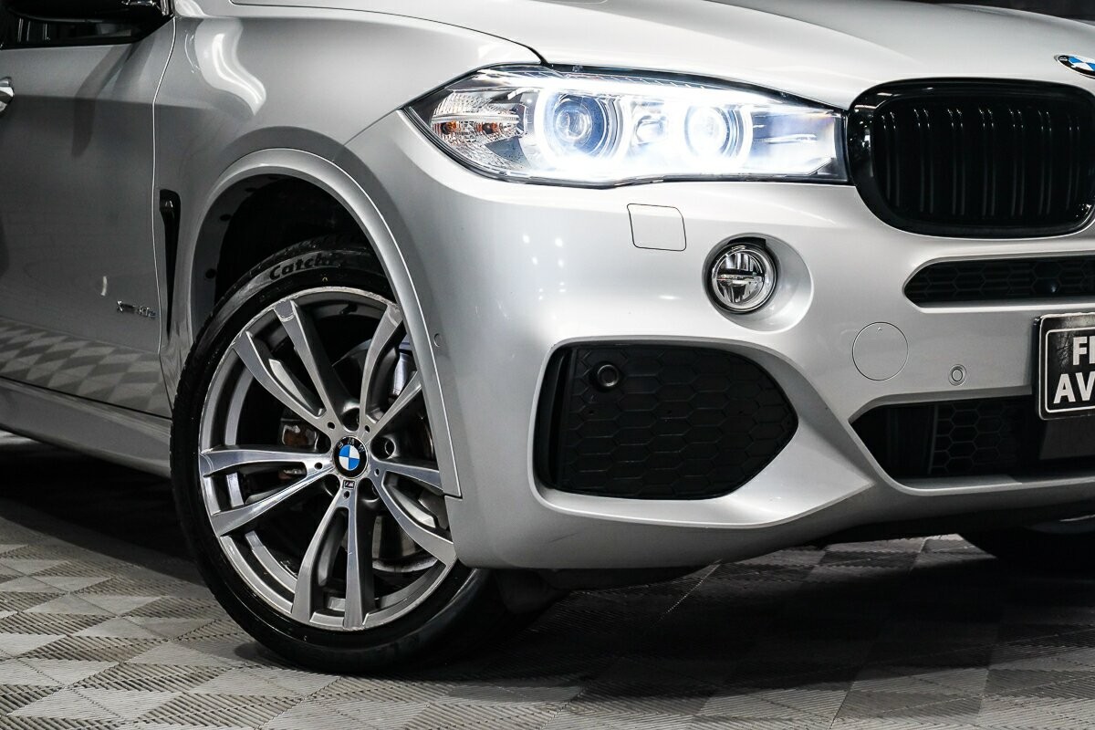 BMW X5 image 2