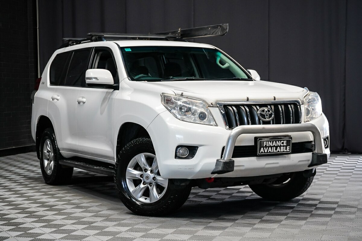 Toyota Landcruiser Prado image 1