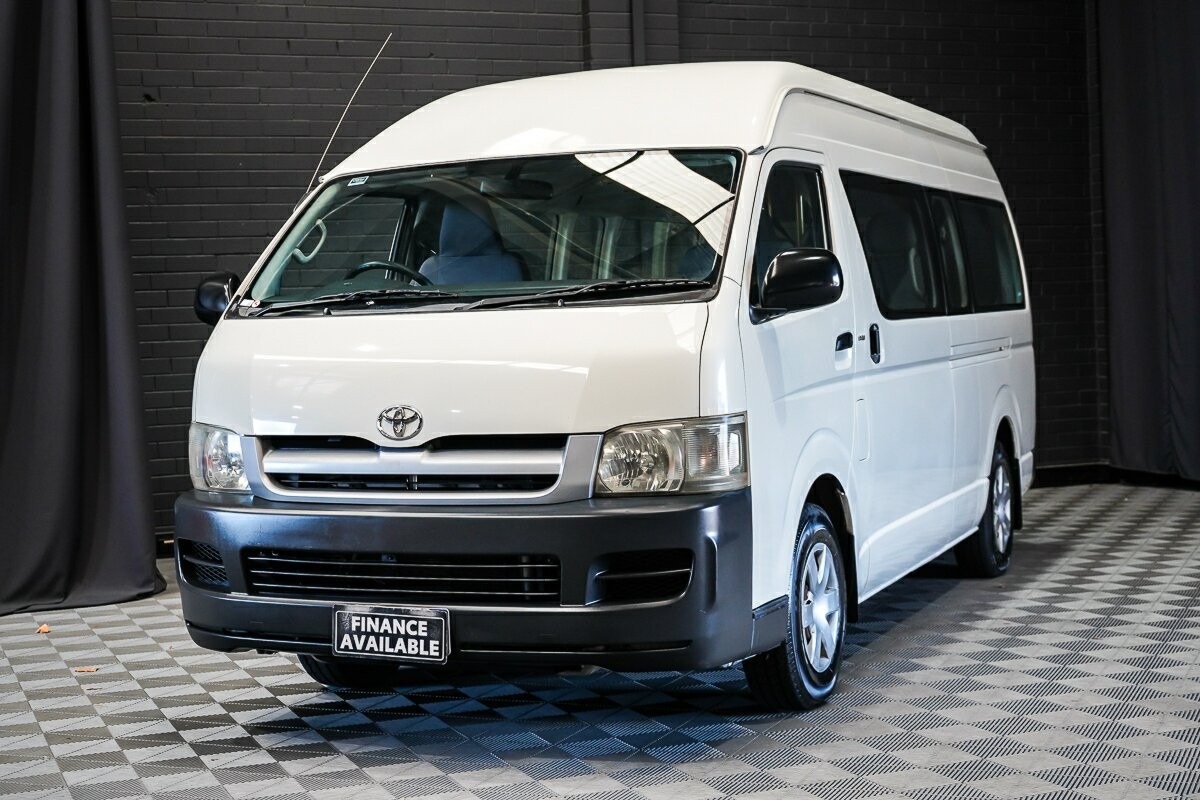 Toyota Hiace image 4