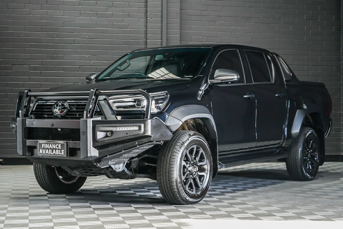 Toyota Hilux image 4