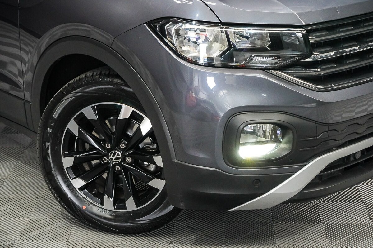 Volkswagen T-cross image 2
