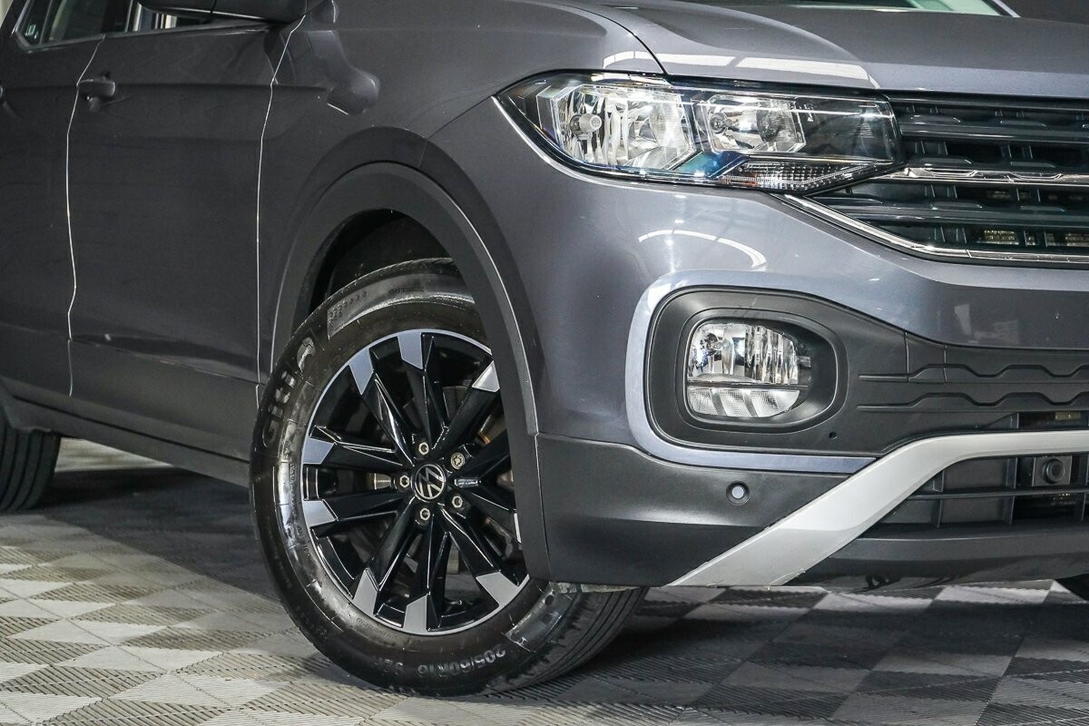 Volkswagen T-cross image 2