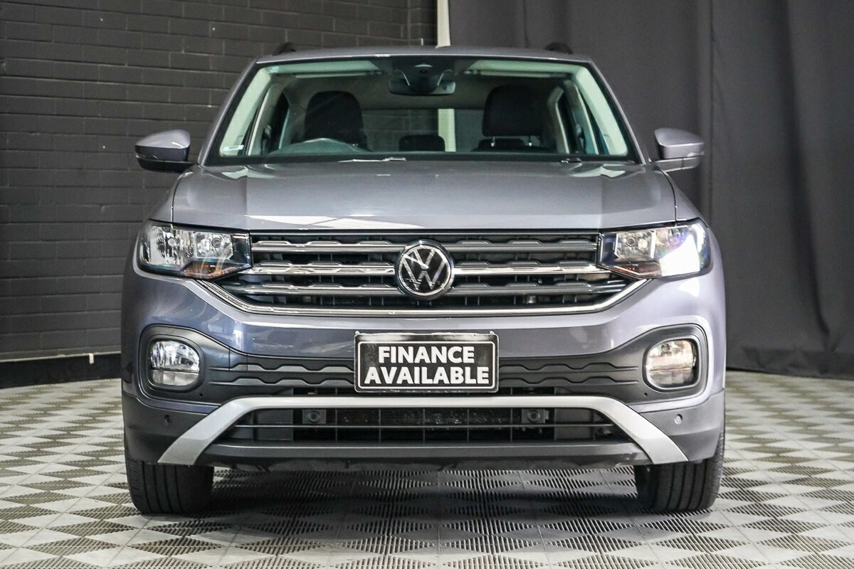 Volkswagen T-cross image 3