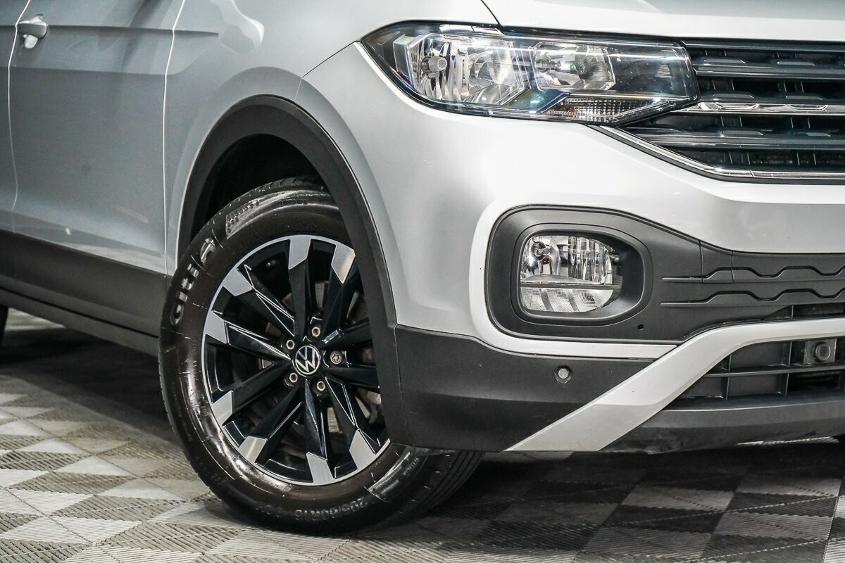 Volkswagen T-cross image 2