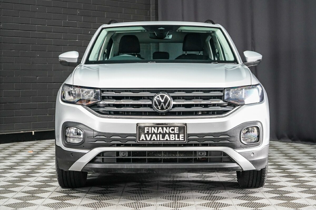 Volkswagen T-cross image 3