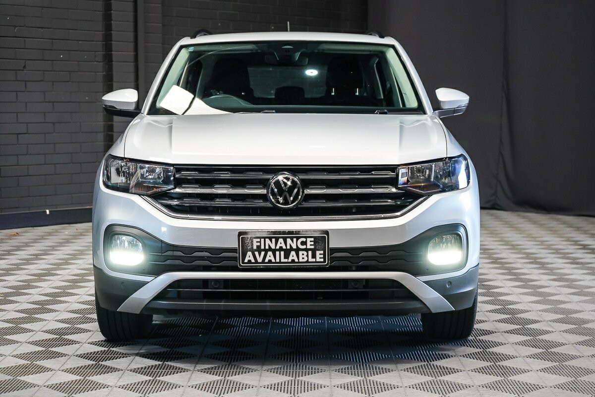 Volkswagen T-cross image 3