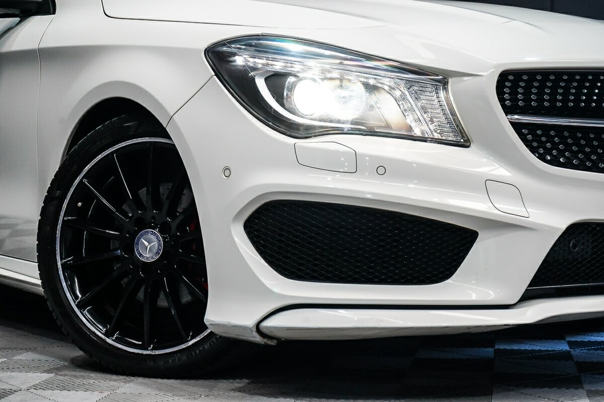 Mercedes Benz Cla-class image 2