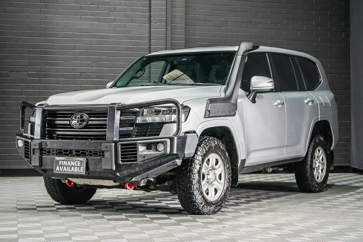Toyota Landcruiser image 4