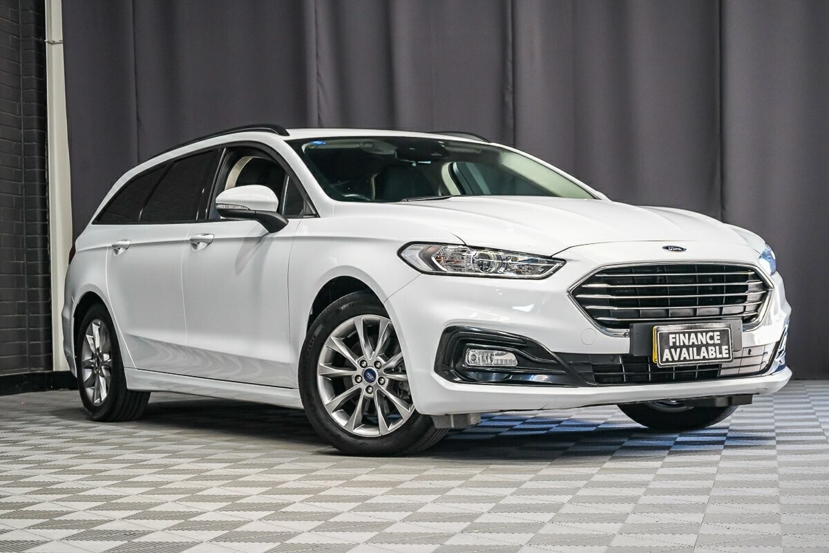 Ford Mondeo image 1