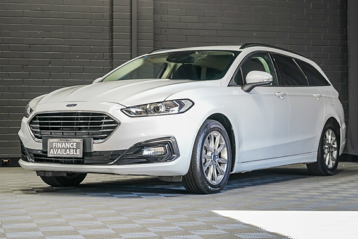 Ford Mondeo image 4