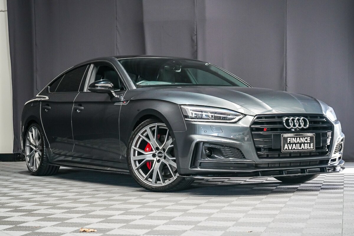 Audi S5 image 1