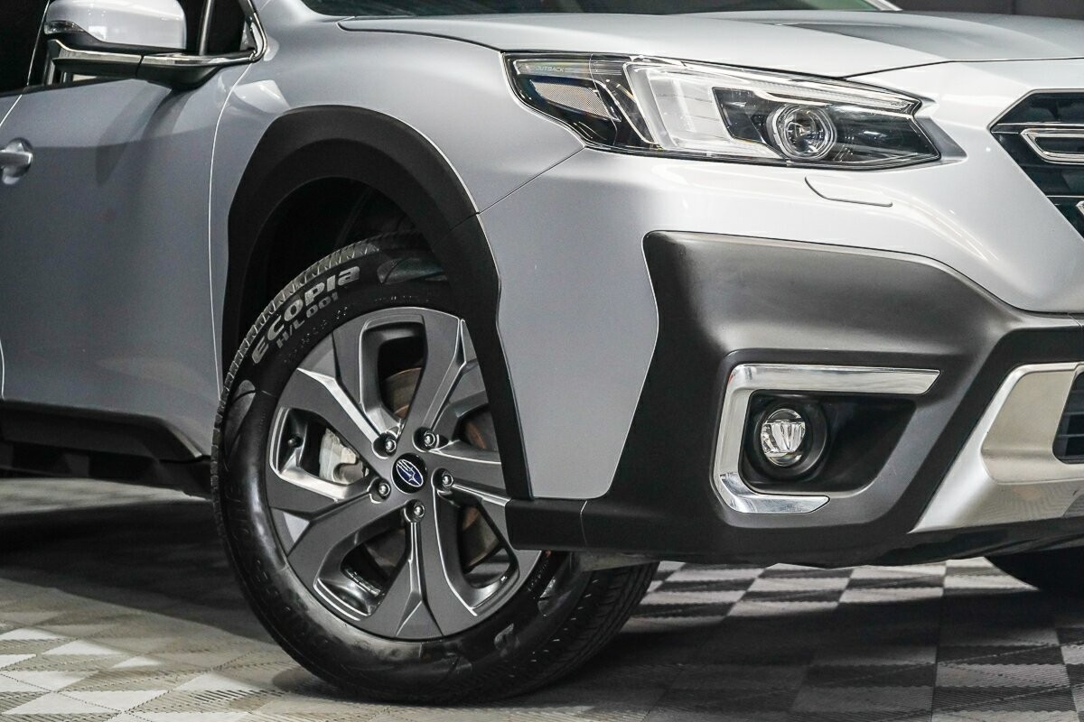Subaru Outback image 2