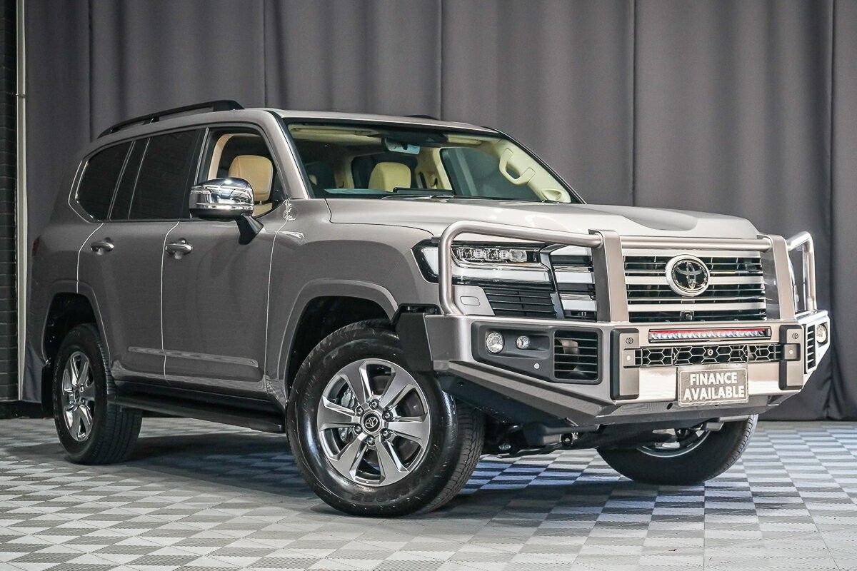 Toyota Landcruiser image 1
