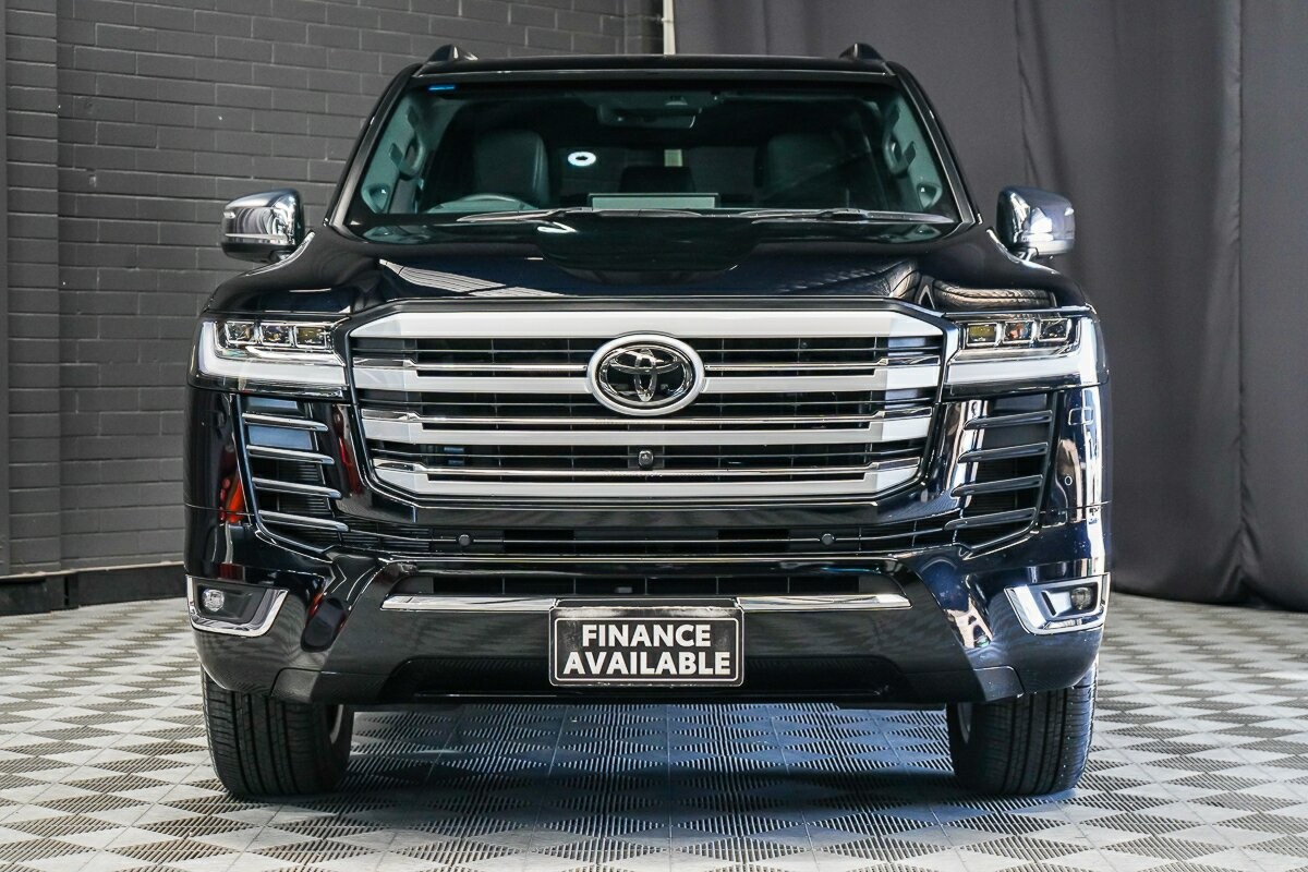 Toyota Landcruiser image 3
