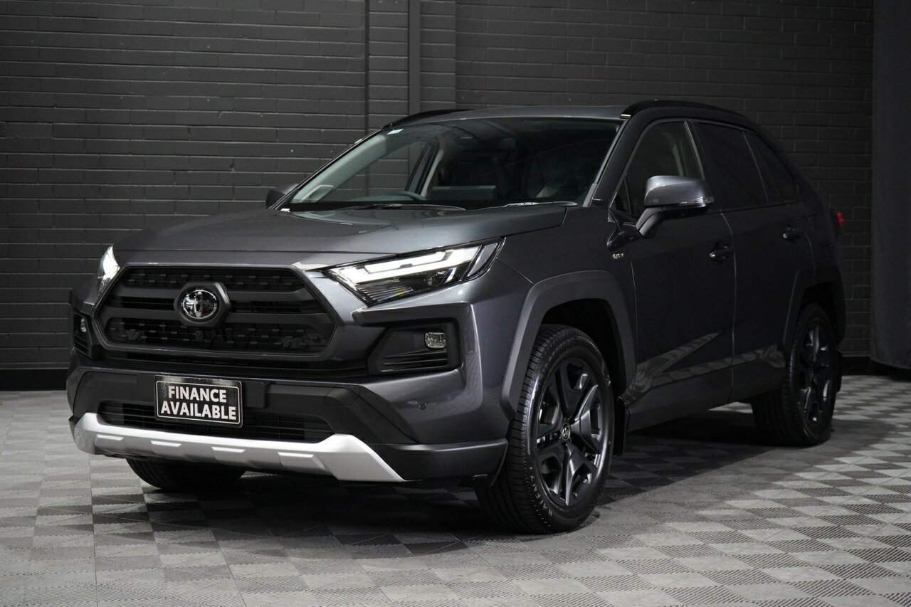Toyota Rav4 image 4
