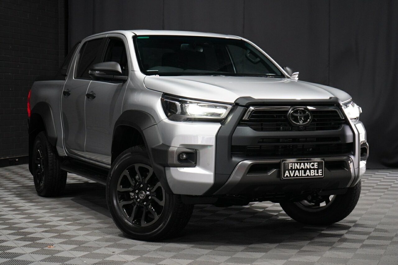 Toyota Hilux image 1