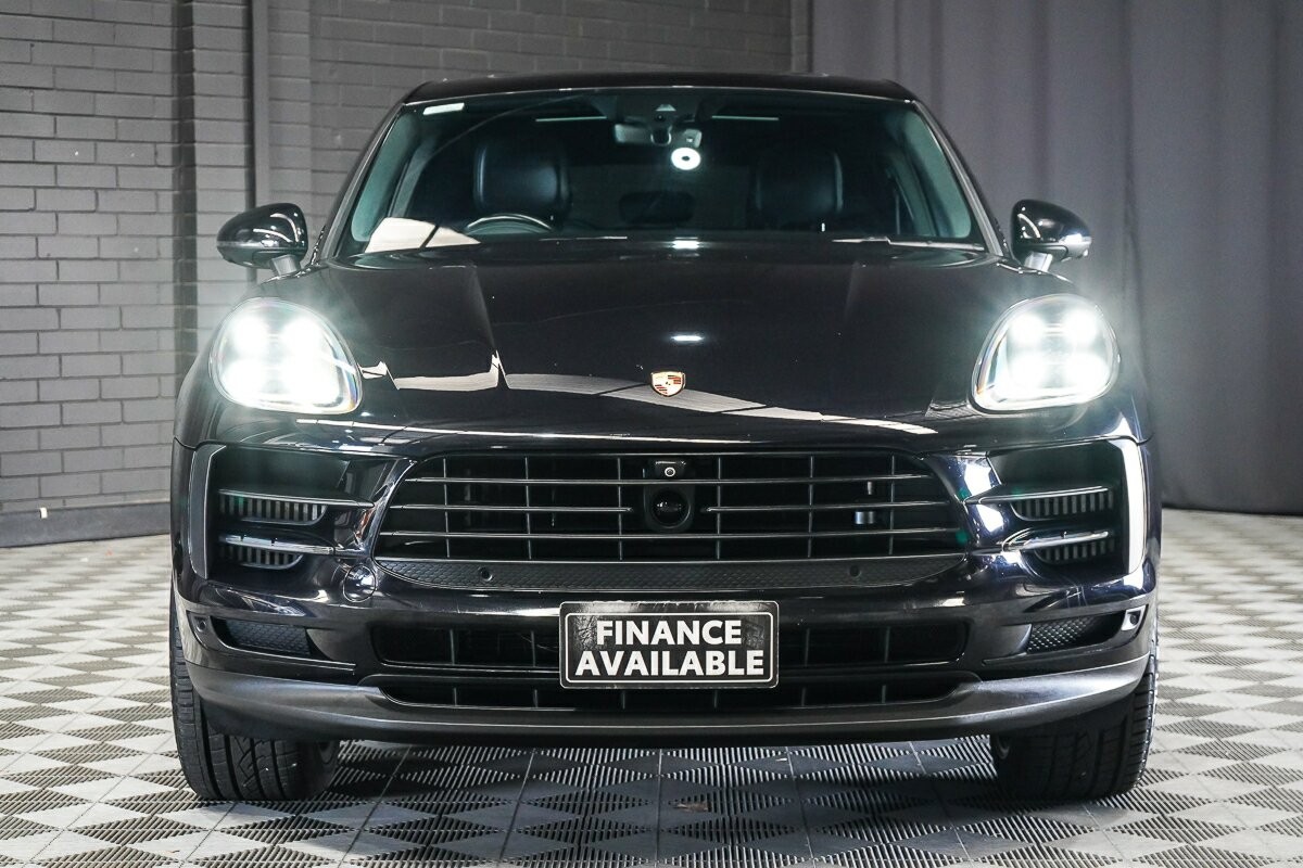 Porsche Macan image 3