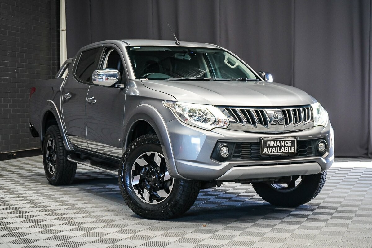 Mitsubishi Triton image 1