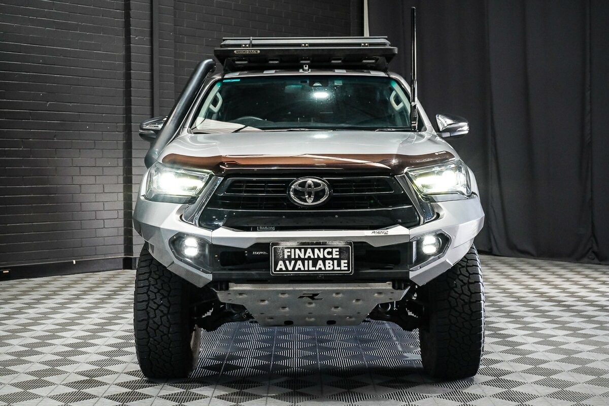Toyota Hilux image 3