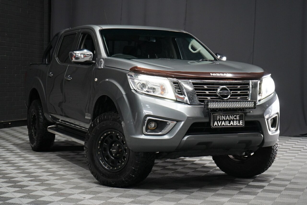 Nissan Navara image 1