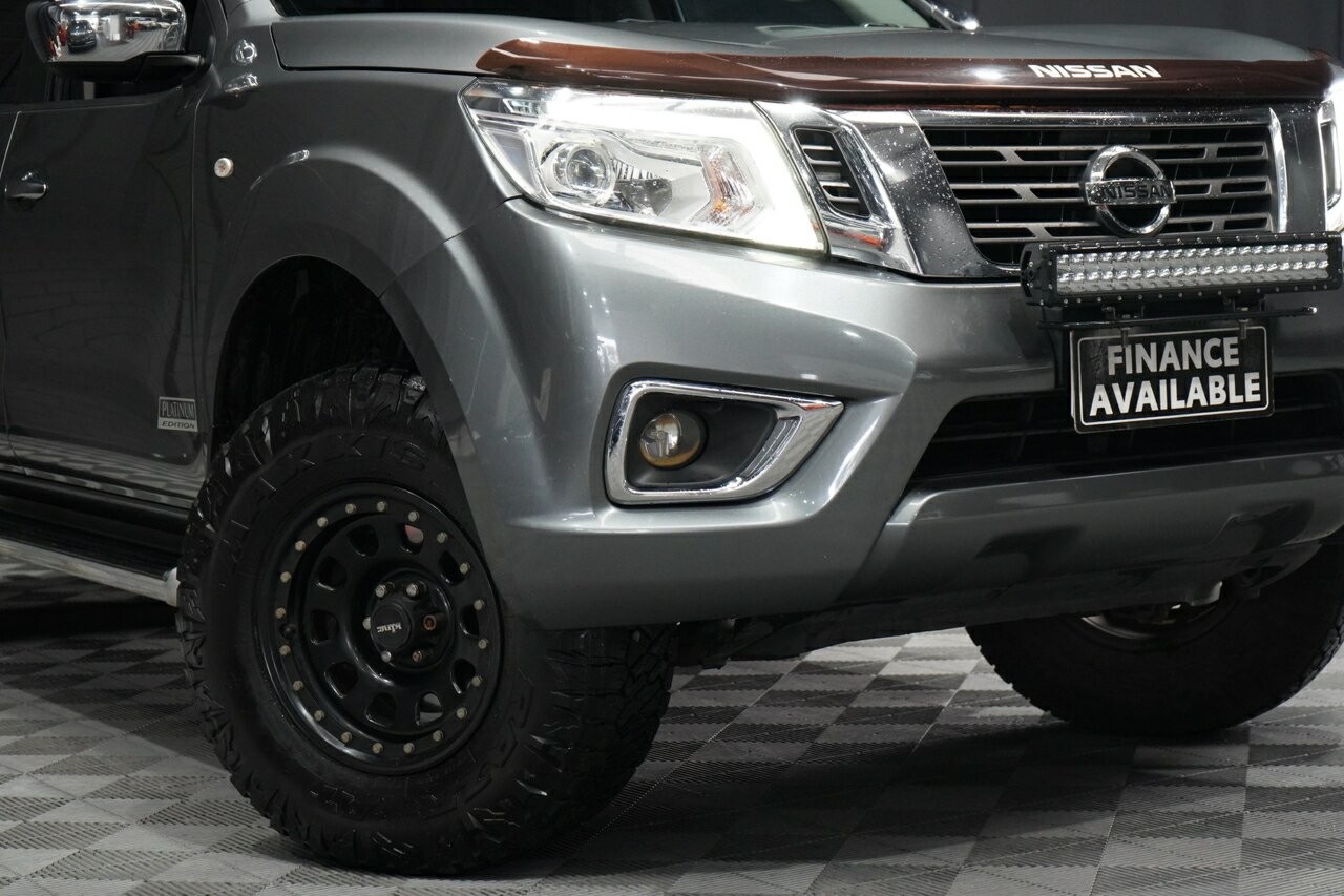 Nissan Navara image 2