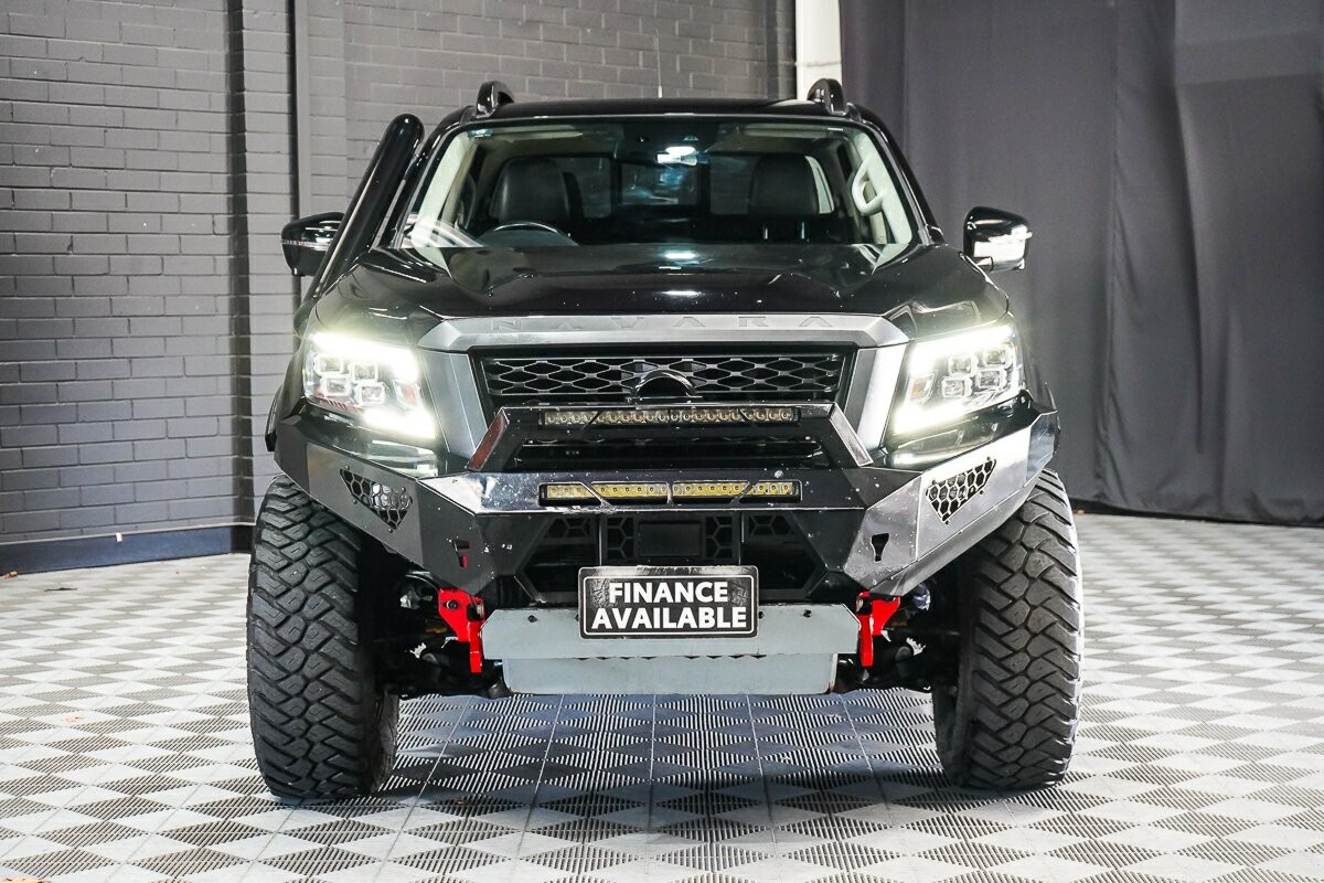 Nissan Navara image 3