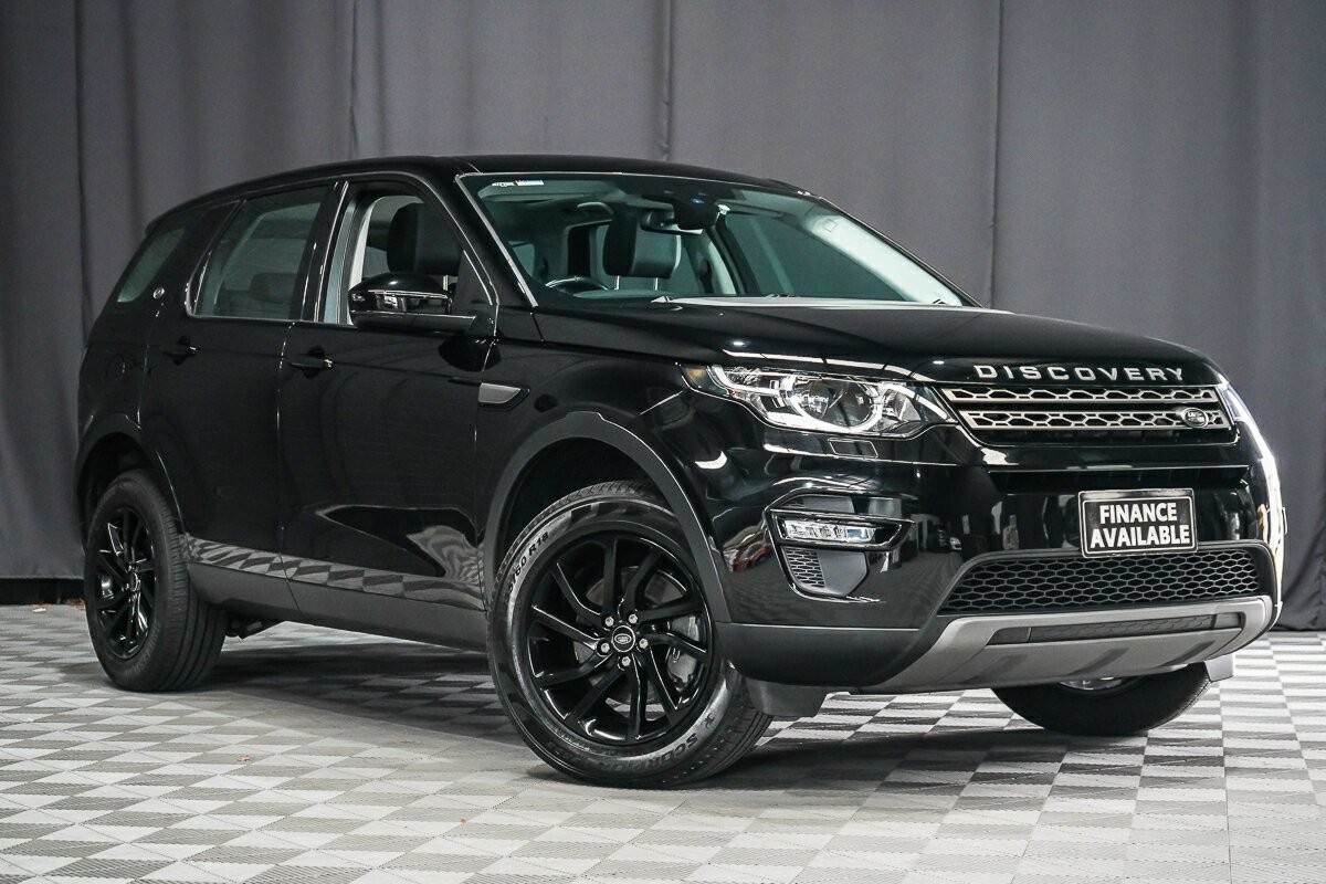 Land Rover Discovery Sport image 1
