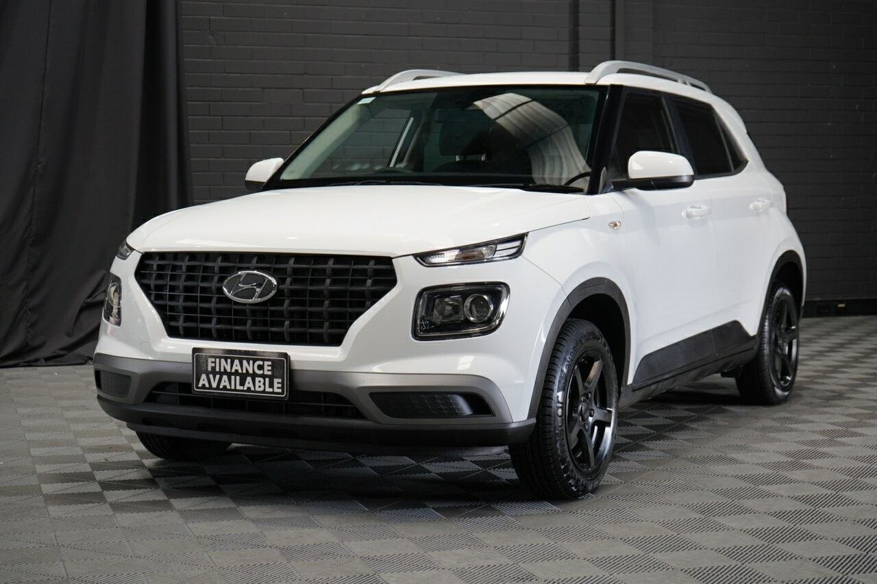 Hyundai Venue image 4