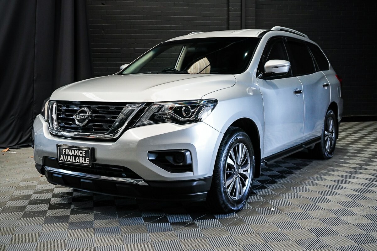 Nissan Pathfinder image 4