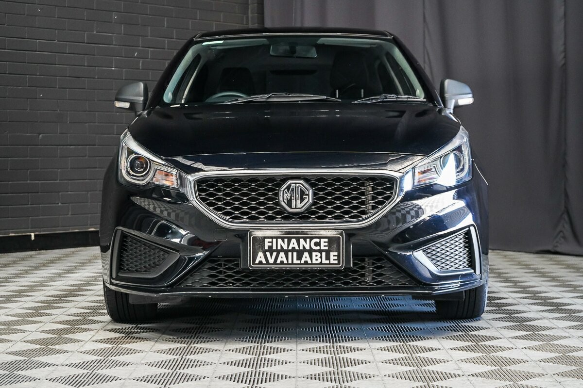 MG Mg3 image 3