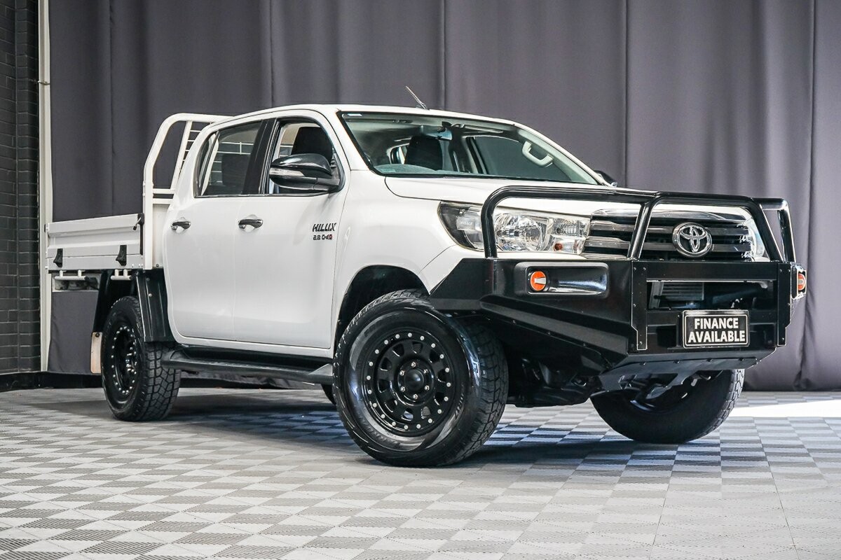 Toyota Hilux image 1