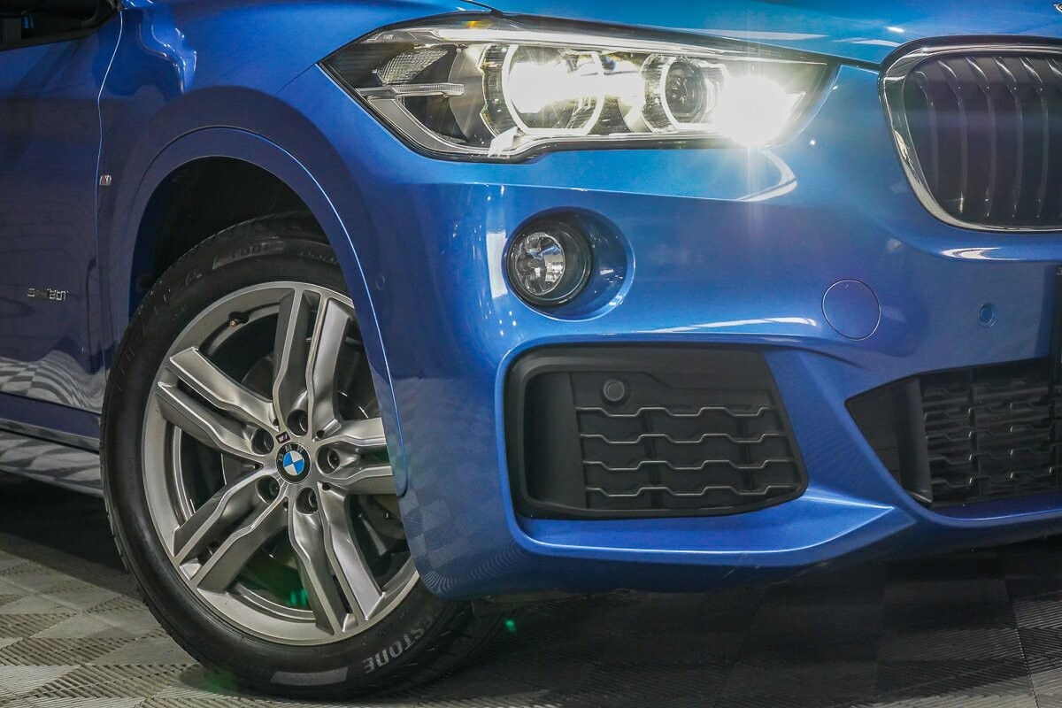 BMW X1 image 2