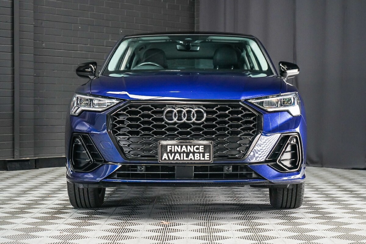 Audi Q3 image 3