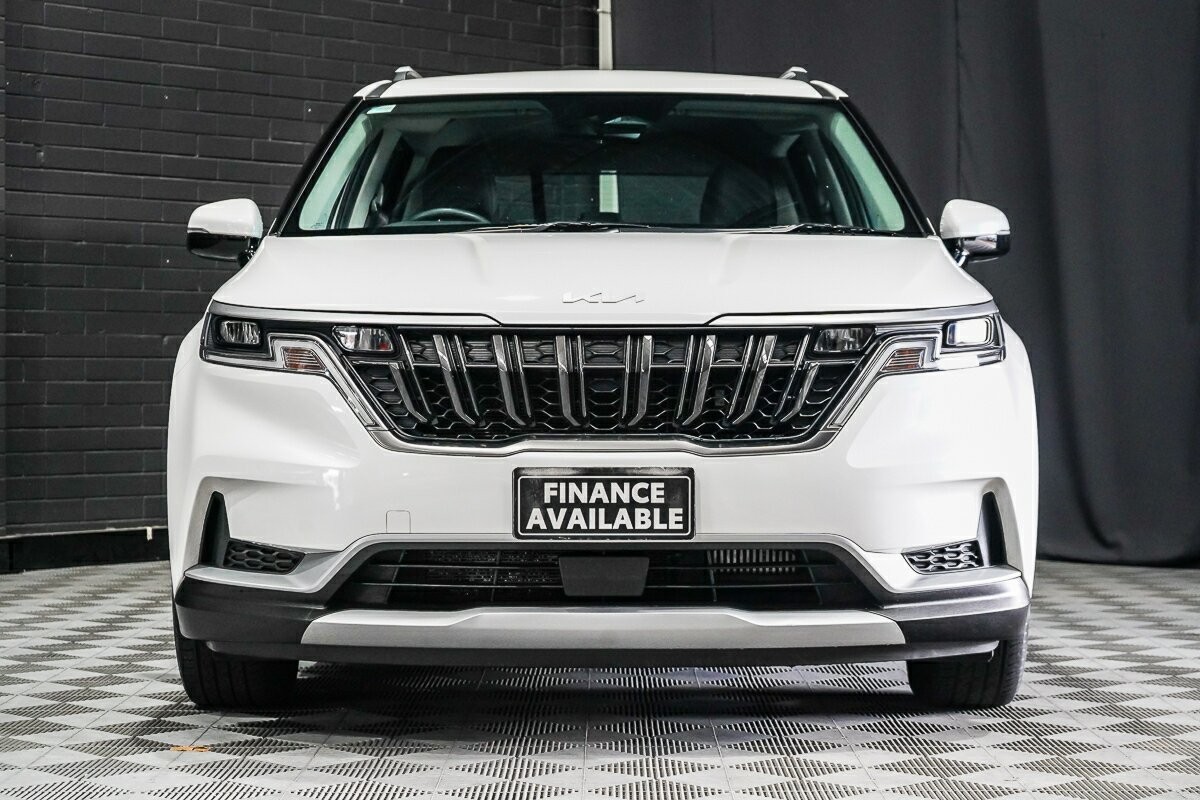 Kia Carnival image 3