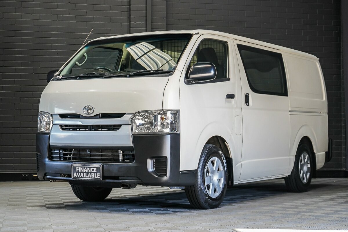 Toyota Hiace image 4