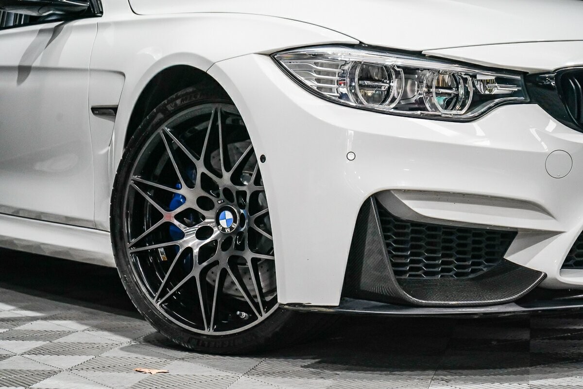 BMW M3 image 2