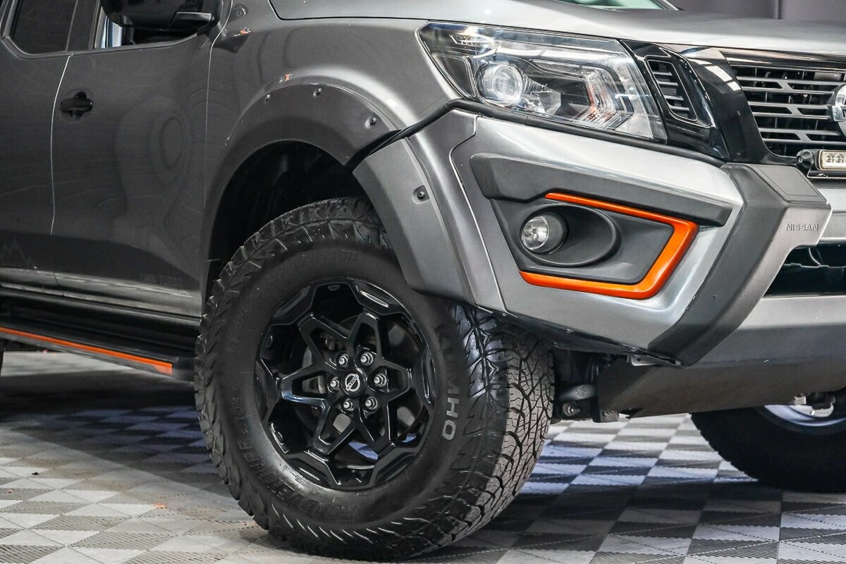 Nissan Navara image 2