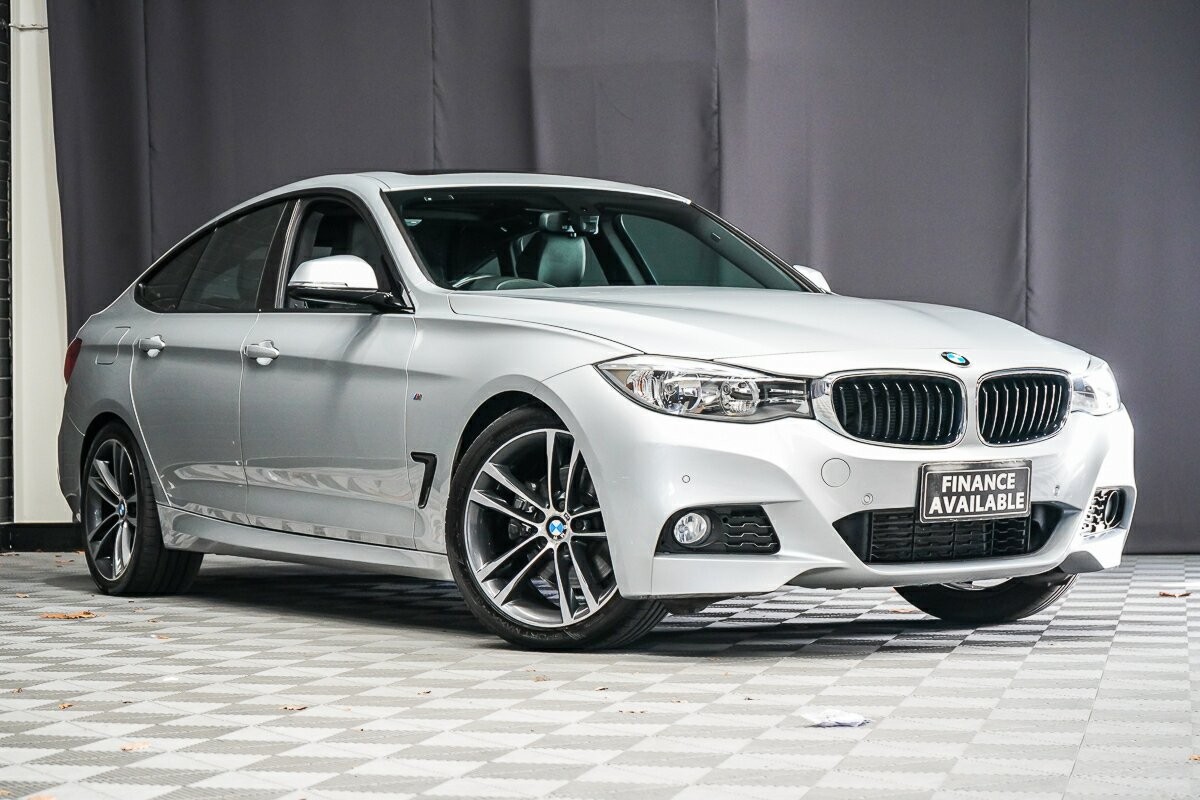 BMW 3 Series image 1