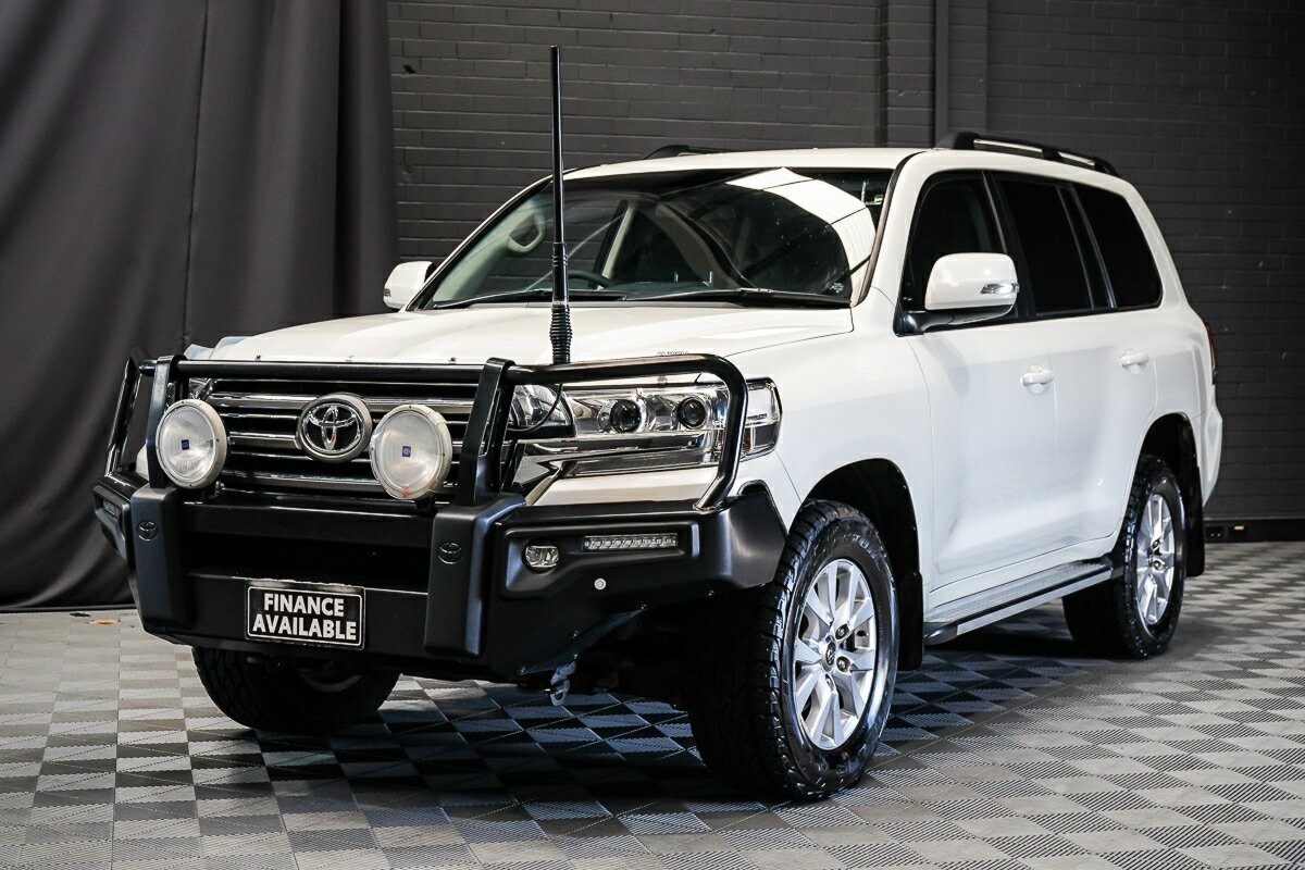 Toyota Landcruiser image 4