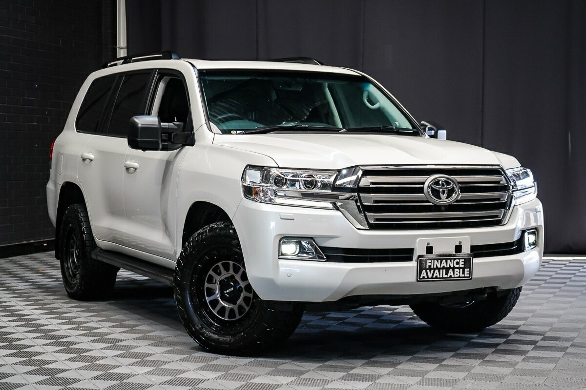 Toyota Landcruiser image 1