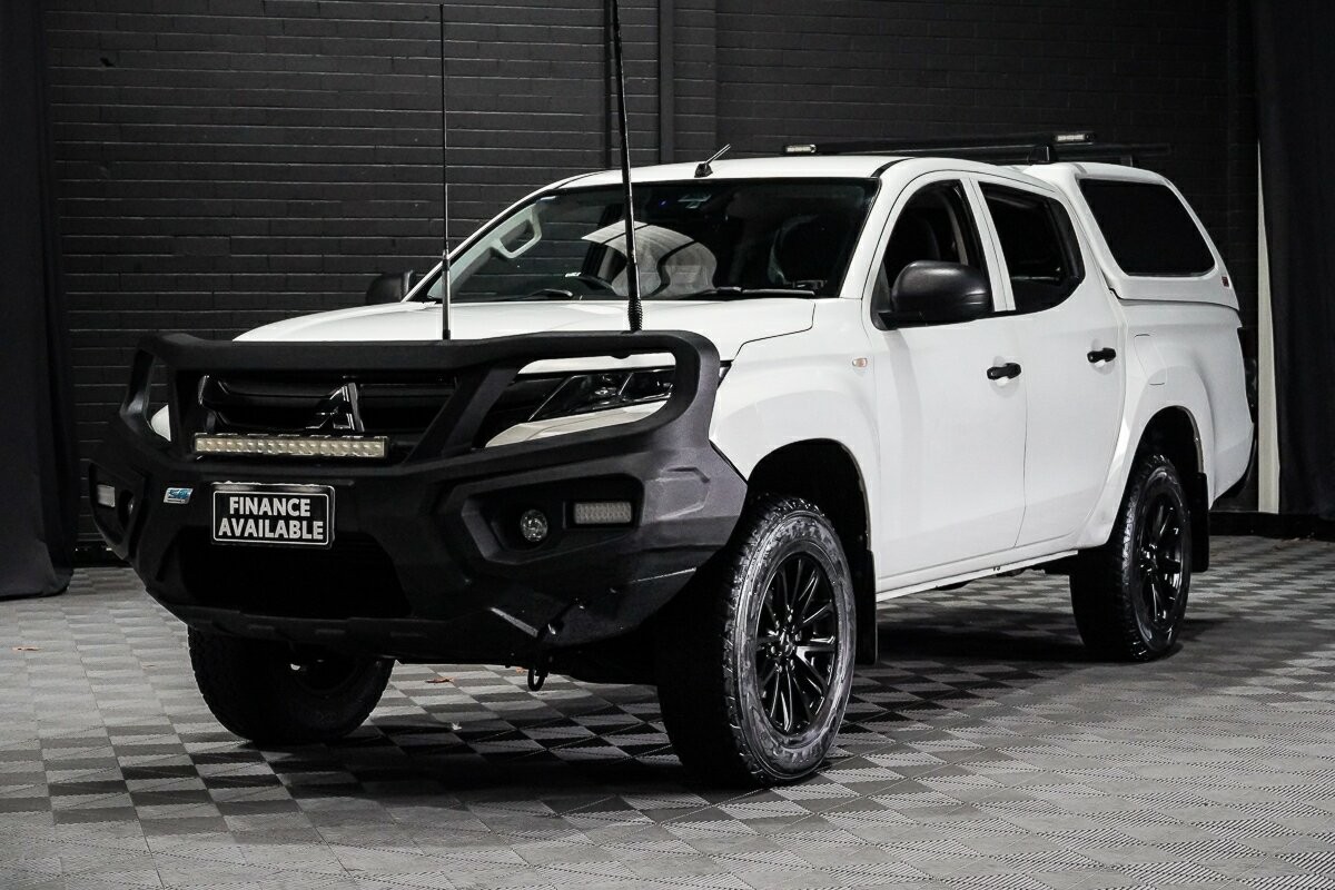 Mitsubishi Triton image 4
