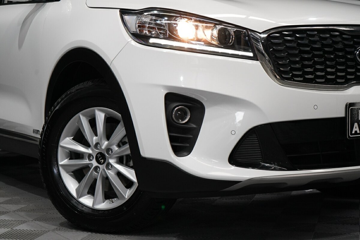Kia Sorento image 2